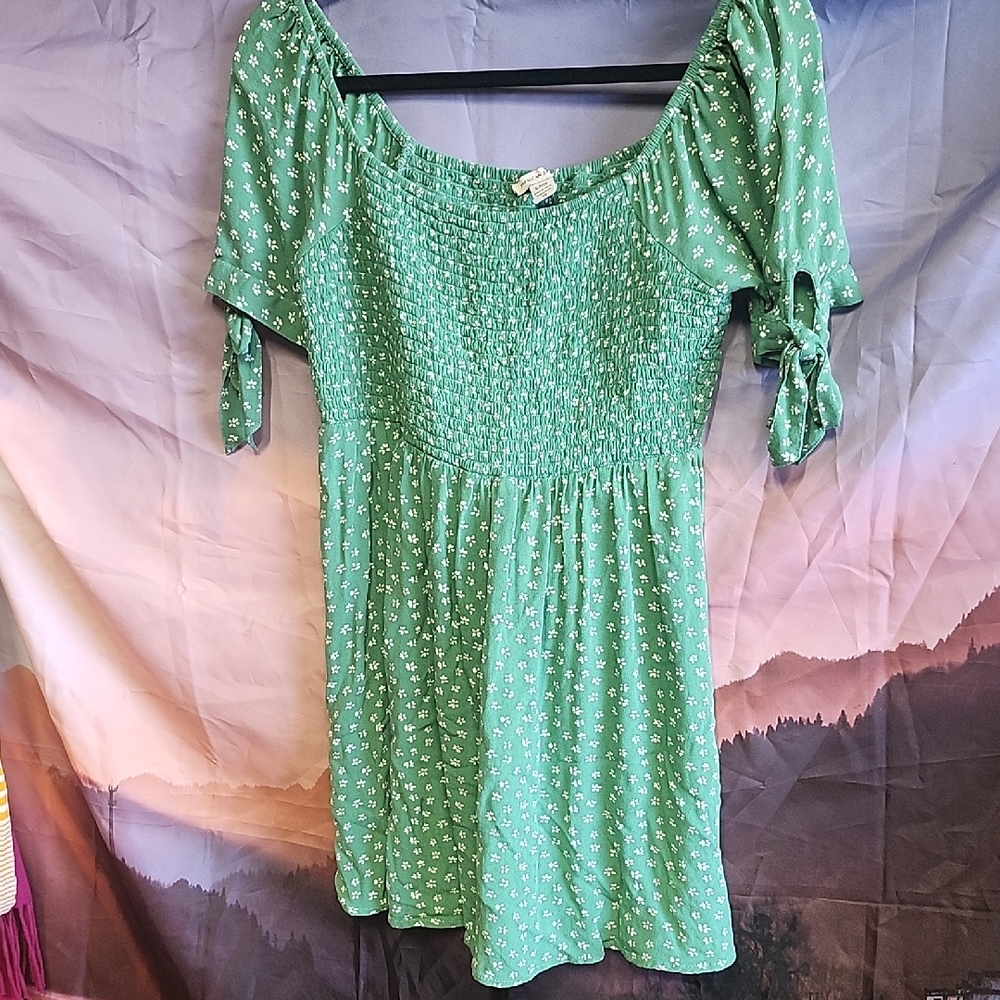 American Age Green Floral Dress